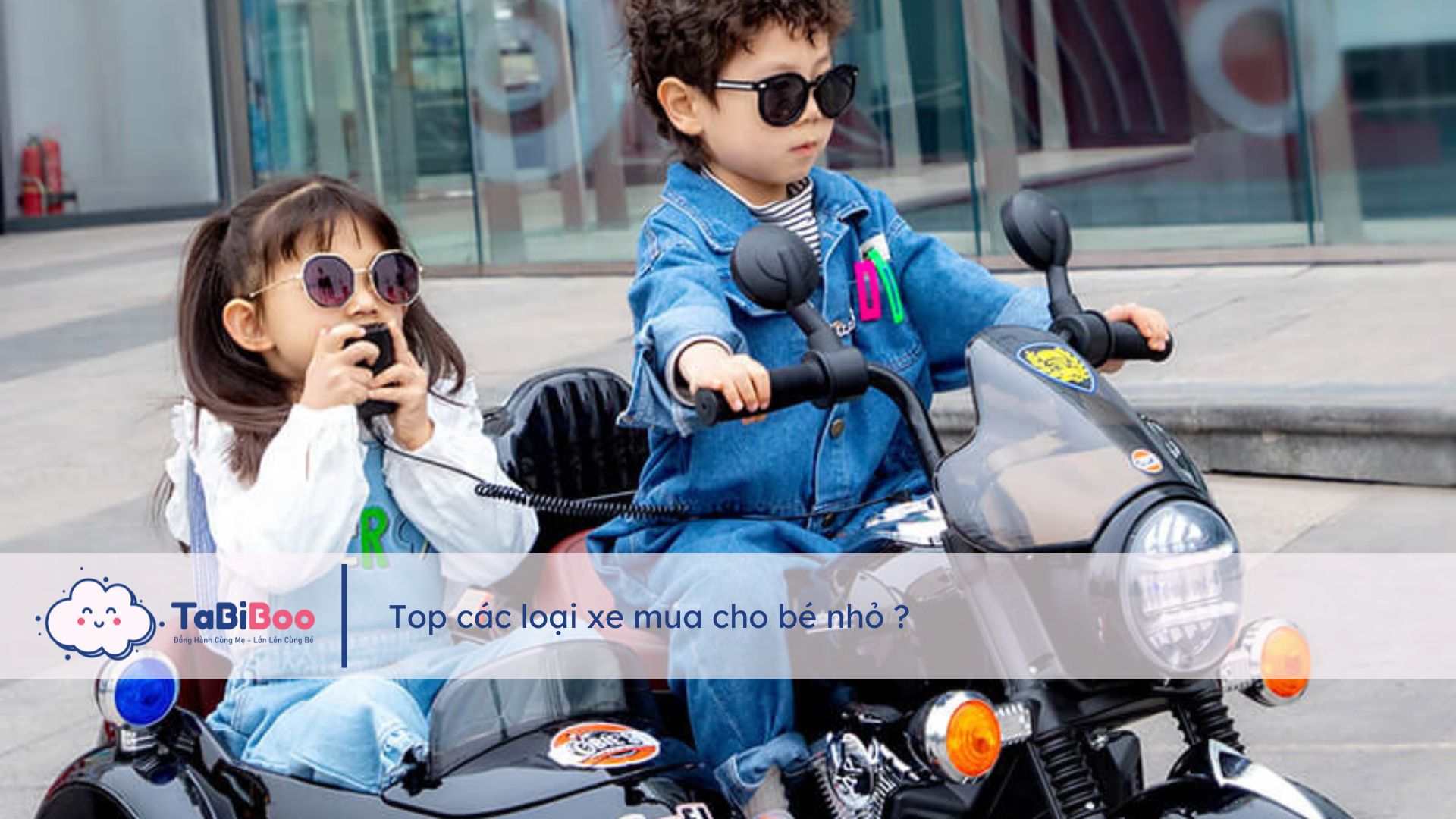 Xe ô tô đồ chơi trẻ em – Món quà phát triển trí tuệ và niềm vui tuổi thơ